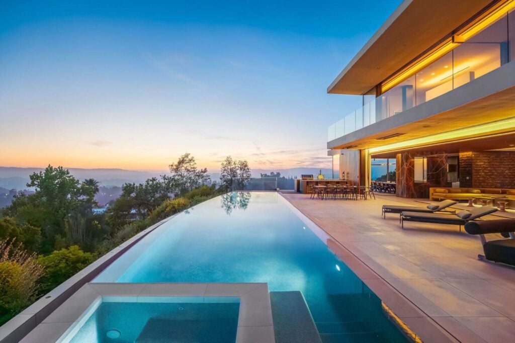The Icon by Stay Awhile Villas