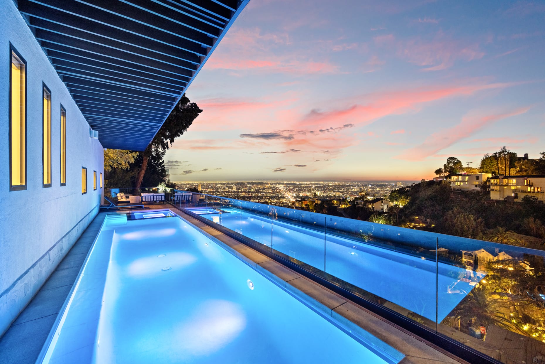 Six Senses, a Stay Awhile Villas luxury home in Los Angeles, CA